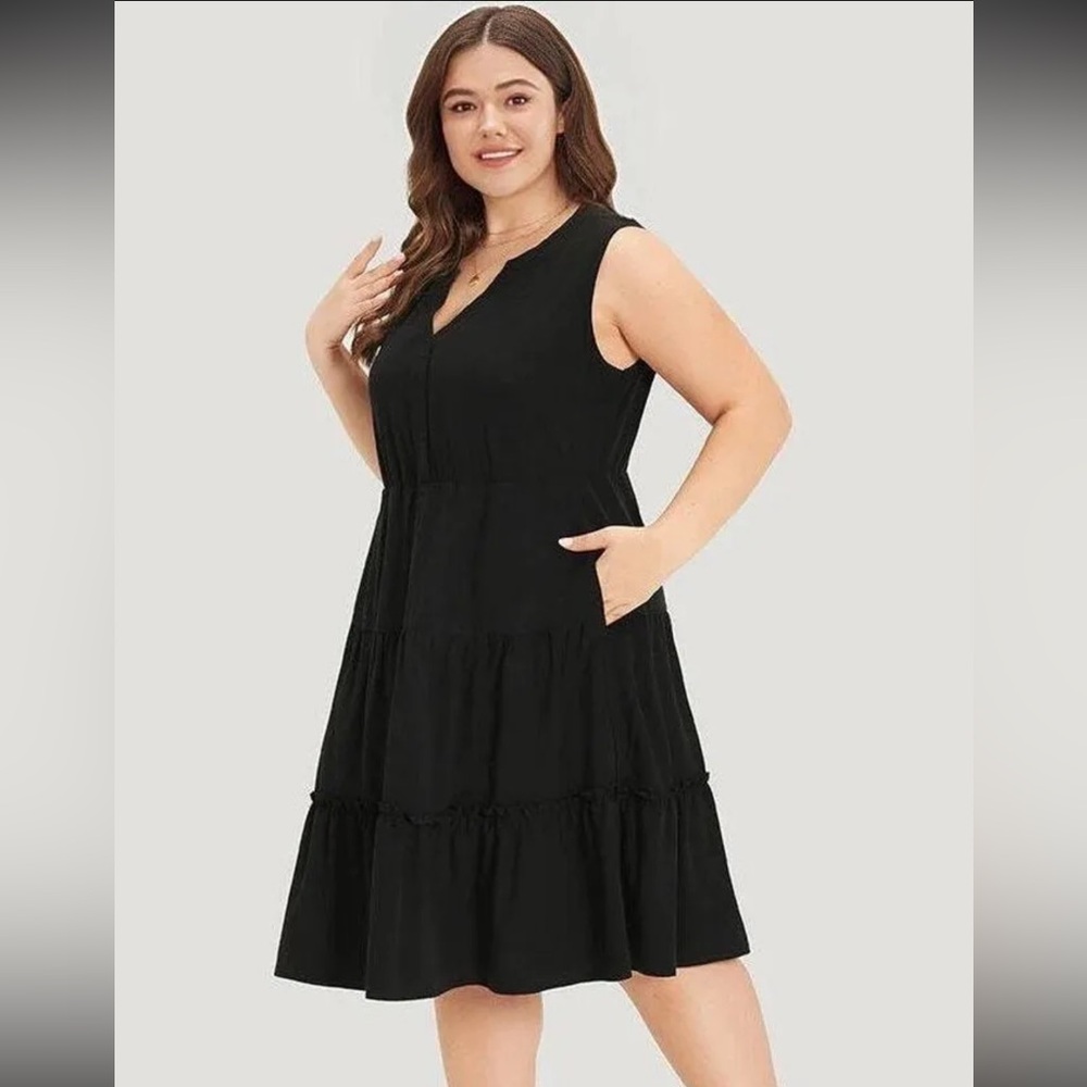 NWT bloomchic Tiered Sleeveless Black Rayon Dress